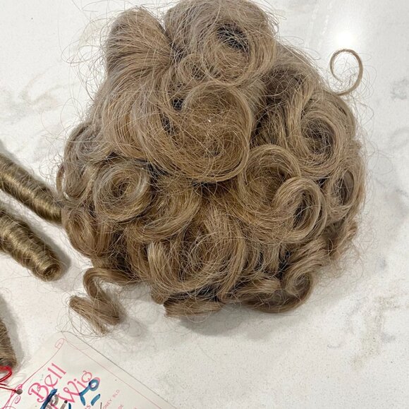 Vintage Lot of 2 Doll Wigs Bell Ceramics Julia Long Curls + unmarked Ringlets - Picture 5 of 6